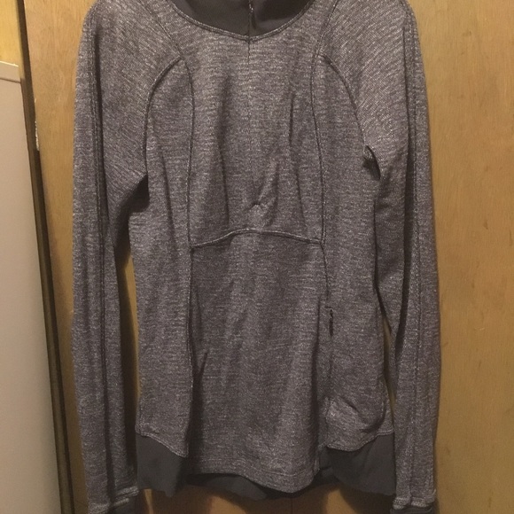 Trade❓Lululemon quarter zip up - Picture 2 of 4